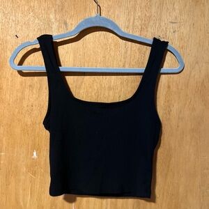 Black crop top never use.